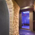 Hotel Du Triangle D\'Or